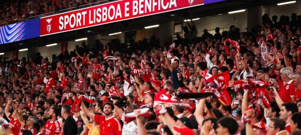 B体育体育新闻-关于巴黎圣日耳曼遇到困难，客场挑战阿贾克斯士气高涨的信息