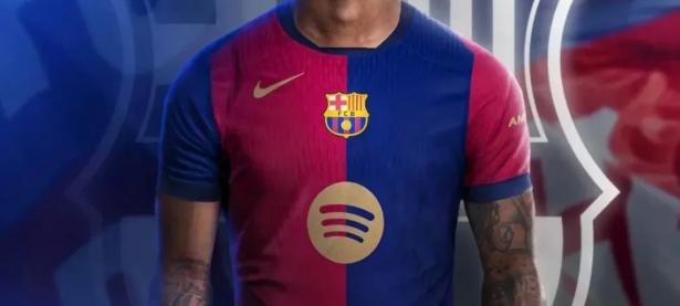 关于巴塞罗那签约阿贾克斯前锋，预计明年夏季正式加盟的信息