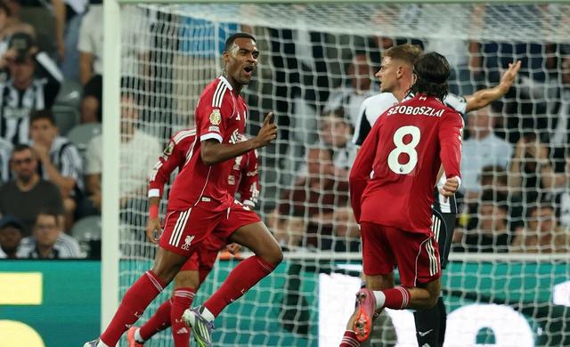 利物浦客场惊险逆转，夺得三分重要胜利