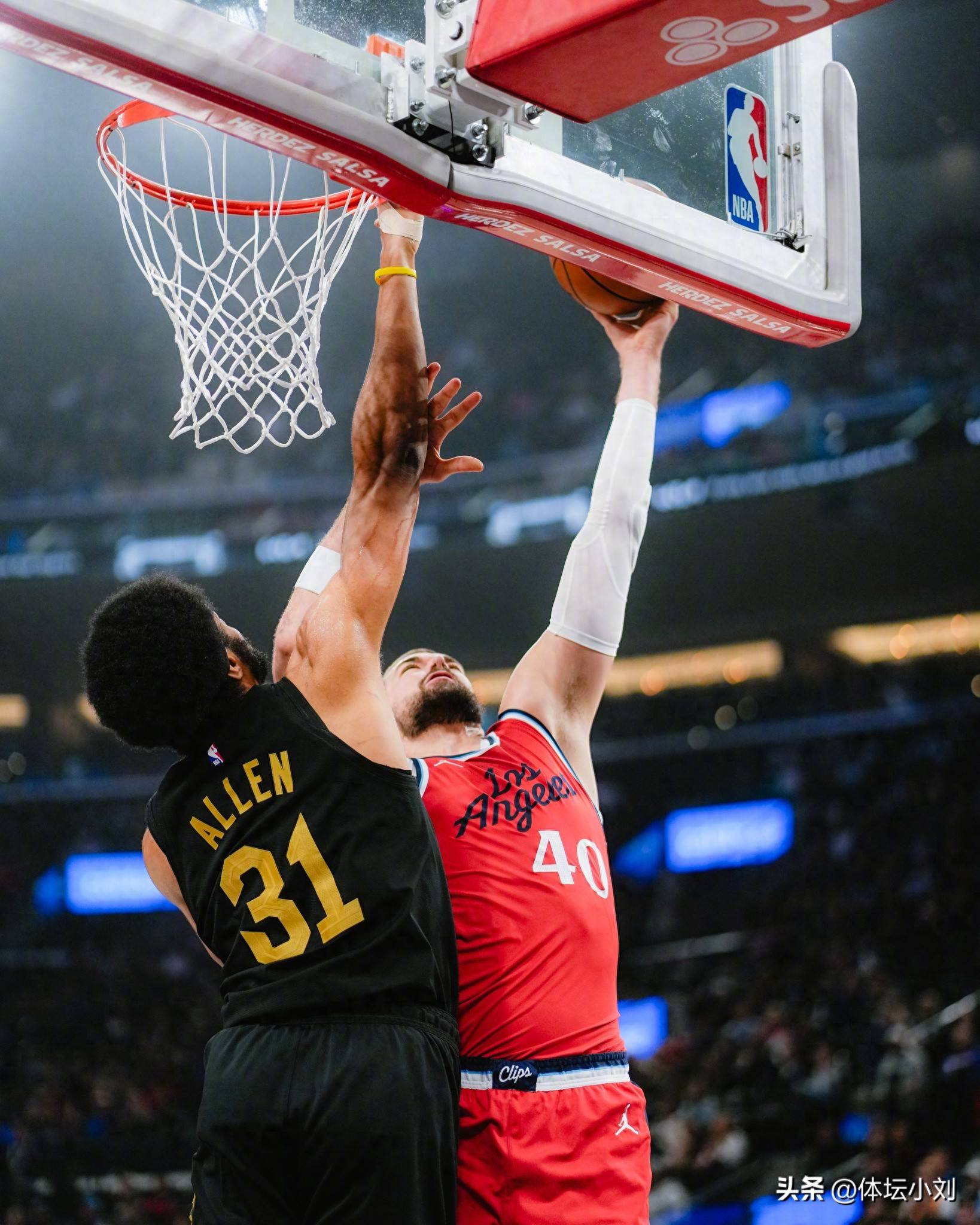 关于莱昂纳德伤愈归来，快船战斗力大增挑战西部豪强的信息