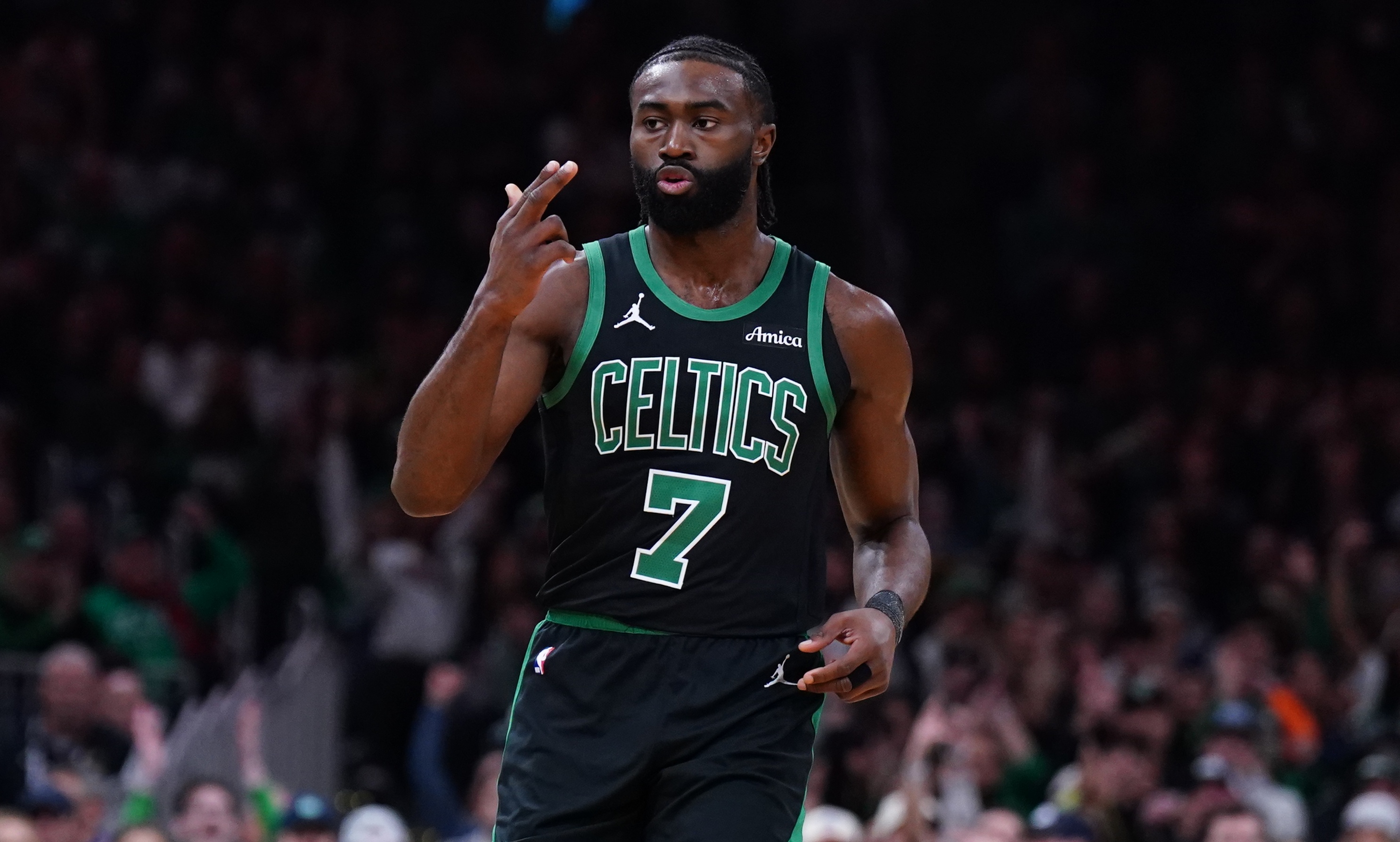 凯尔特人客场大胜快船，遭遇一场惨败的简单介绍