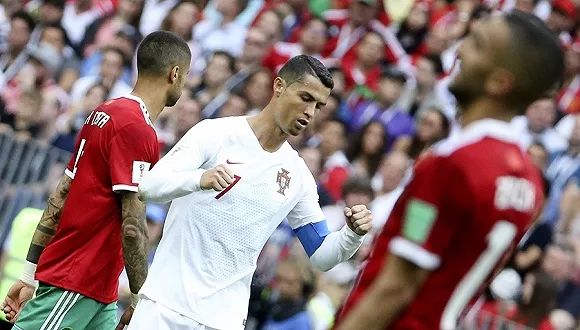 荷兰-逆转乌拉圭，晋级形势明朗的简单介绍