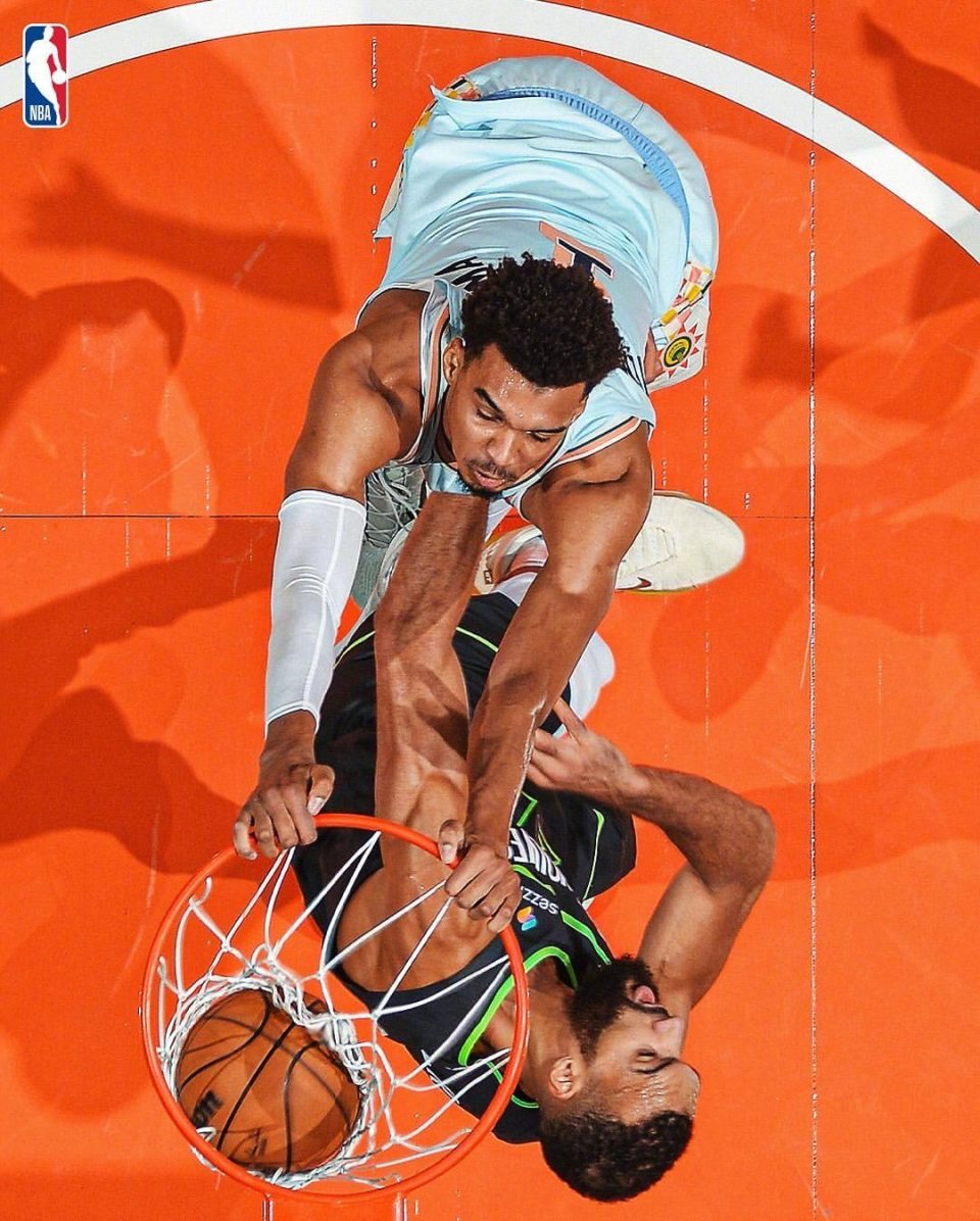 关于爵士击败马刺，戈贝尔狂砍22分19篮板的信息