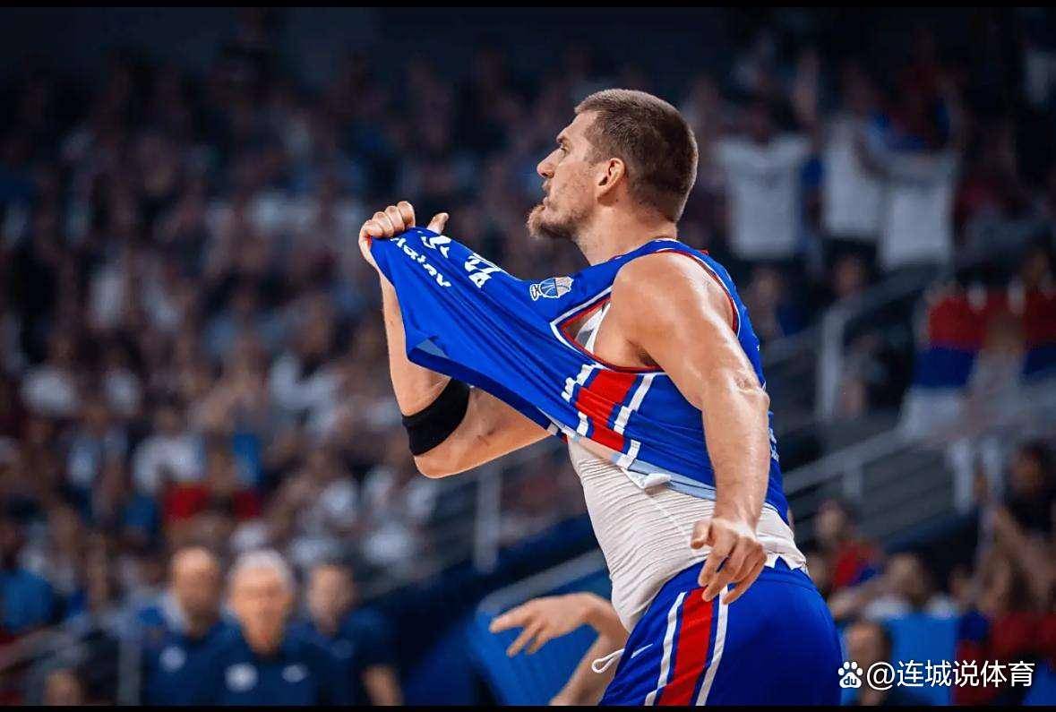 芬兰球员展现攻势，赢下比赛