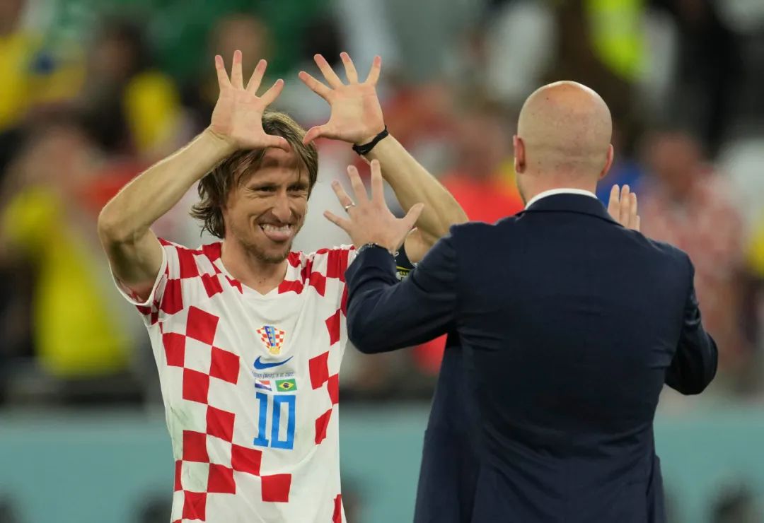 克罗地亚队集体晋级喜悲，前途光明的简单介绍